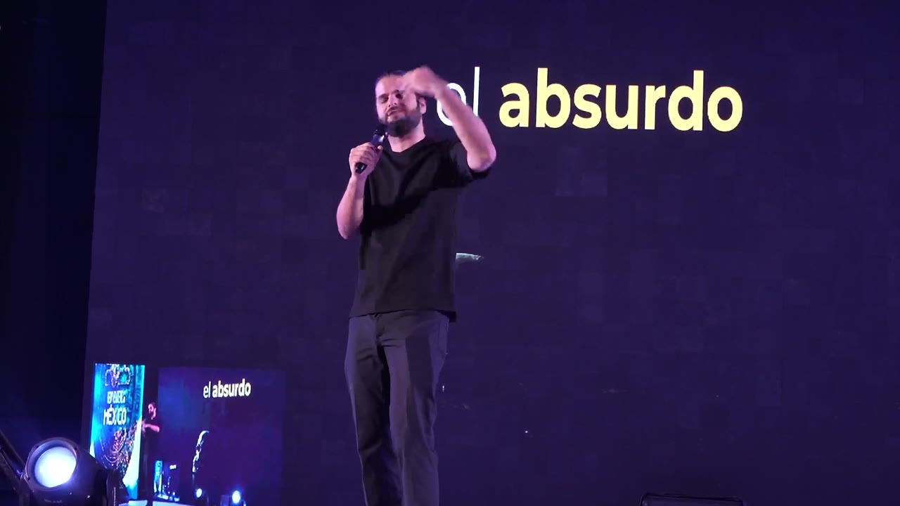 Conferencia de Farid Dieck